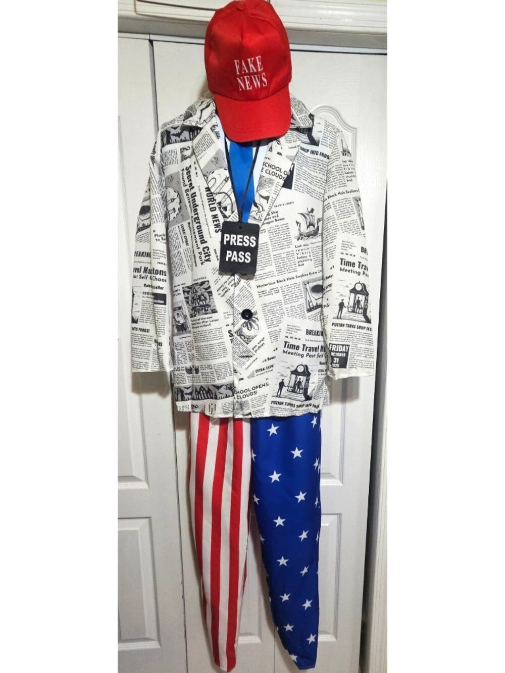 Fake News Adult Costume Journalist Anchor Reporter Press Maga Newspaper Jacket
